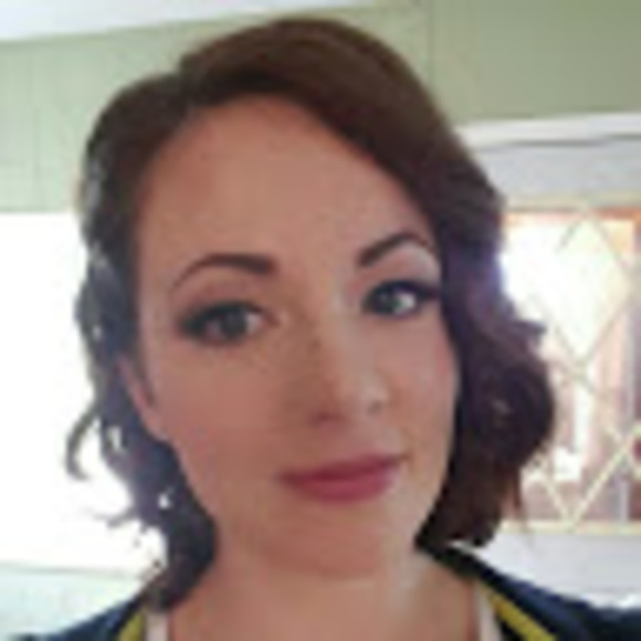 Meet your Posher, Erin - Picture 1 of 1